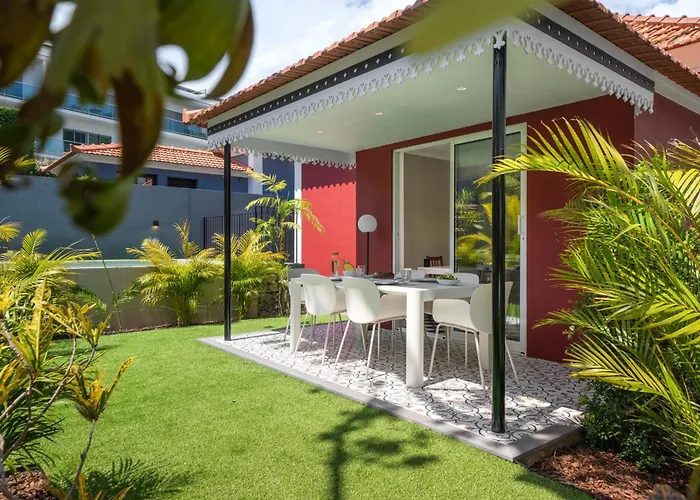 Vakantiehuis Quintinha Estrelicia - Pool And Garden