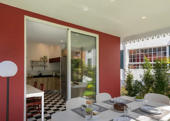 Quintinha Estrelicia - Pool And Garden 度假居 *