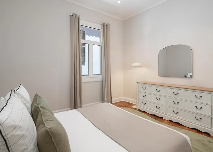 Vakantiehuis Quintinha Estrelicia - Pool And Garden *