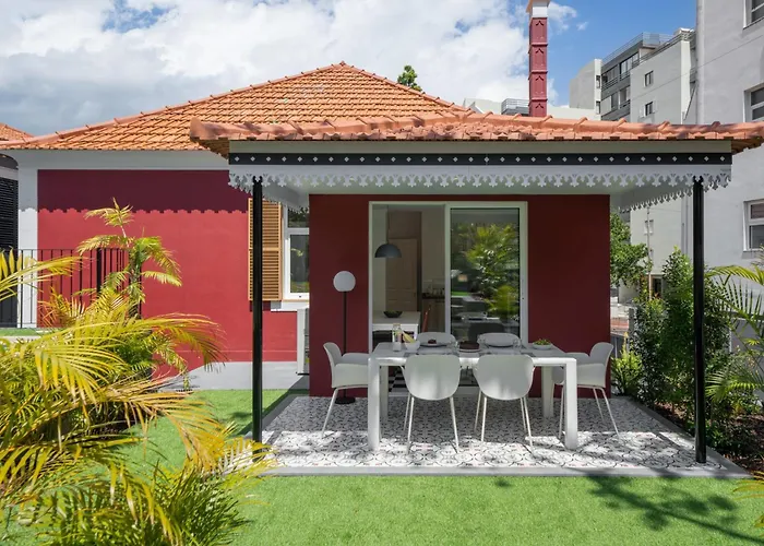 Vakantiehuis Quintinha Estrelicia - Pool And Garden Funchal (Madeira)